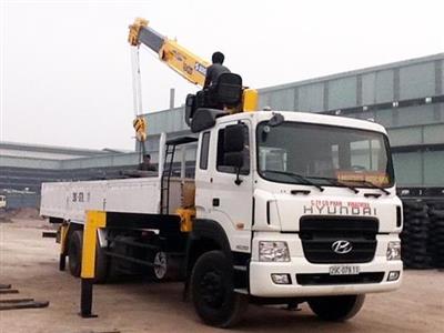 Xe tải Hyundai HD250 gắn cẩu Soosan 7 tấn – SCS746L