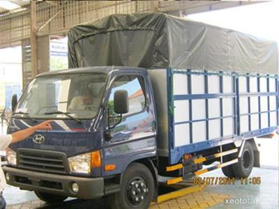 Xe tải thùng Hyundai HD65 mui phủ bạt