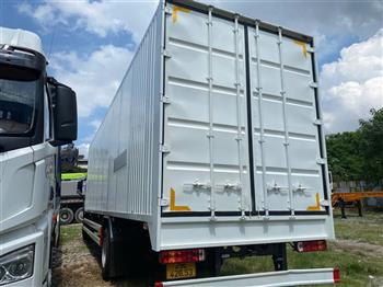 Giá Xe FAW J6K 220 – Bảng Giá & Ưu Đãi Mới Nhất 2025
