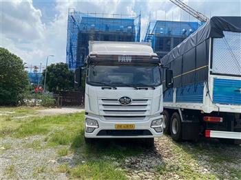 FAW J6K 220 Bản Full – Đáng Tiền Không? So Sánh Thực Tế Giữa 2 Phiên Bản