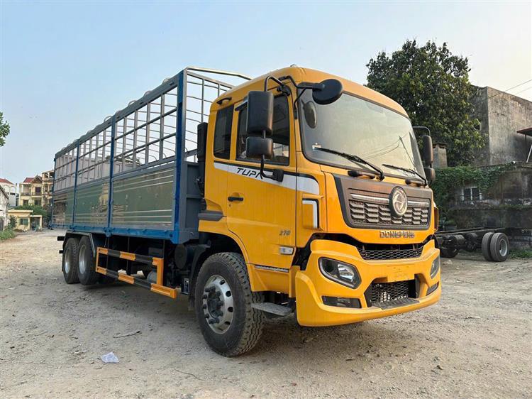 Xe Tải Thùng Dongfeng 3 Chân Co 270 Yuchai